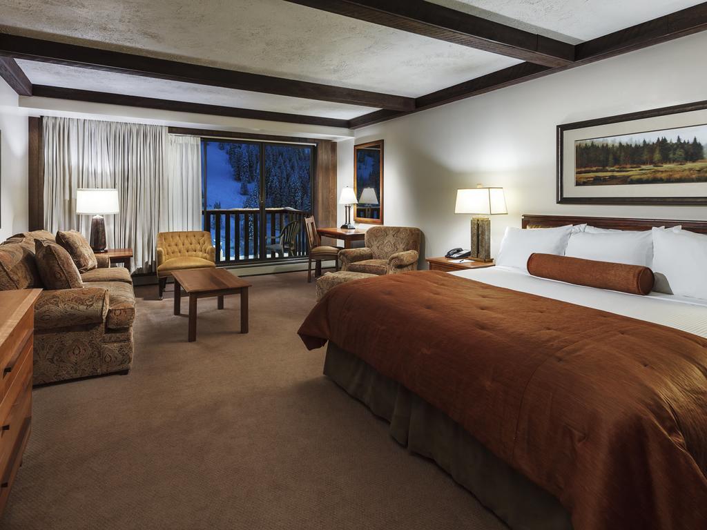 Alta'S Rustler Lodge Экстерьер фото