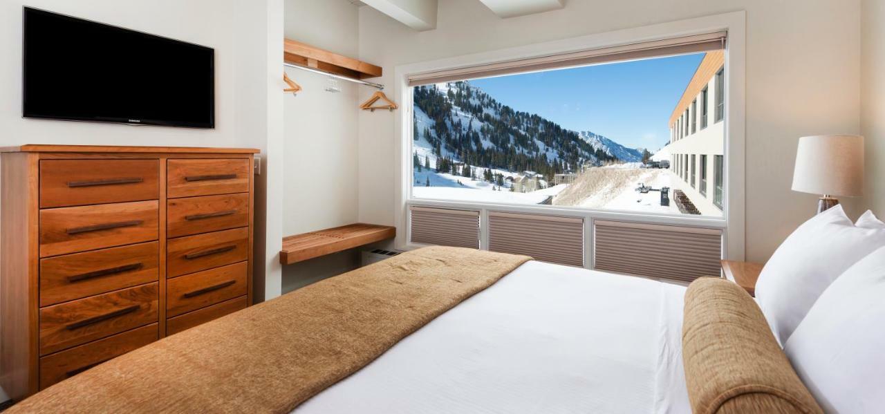 Alta'S Rustler Lodge Экстерьер фото